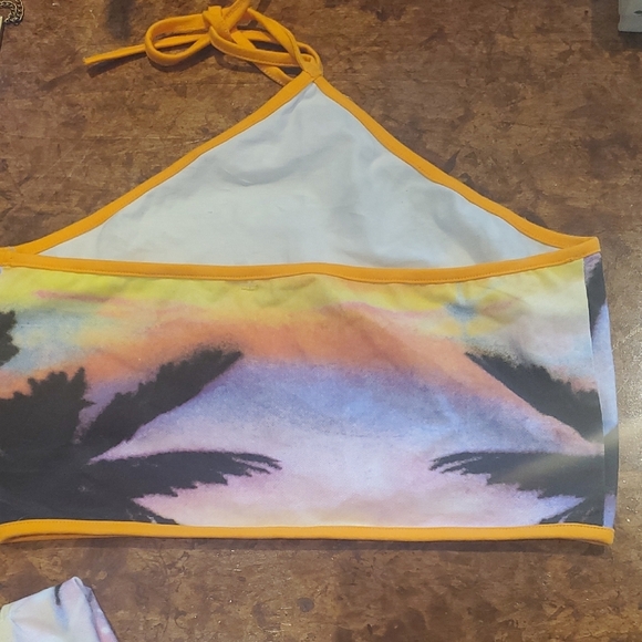 Sunset Print Halter Top and Skirt Set - Picture 11 of 11